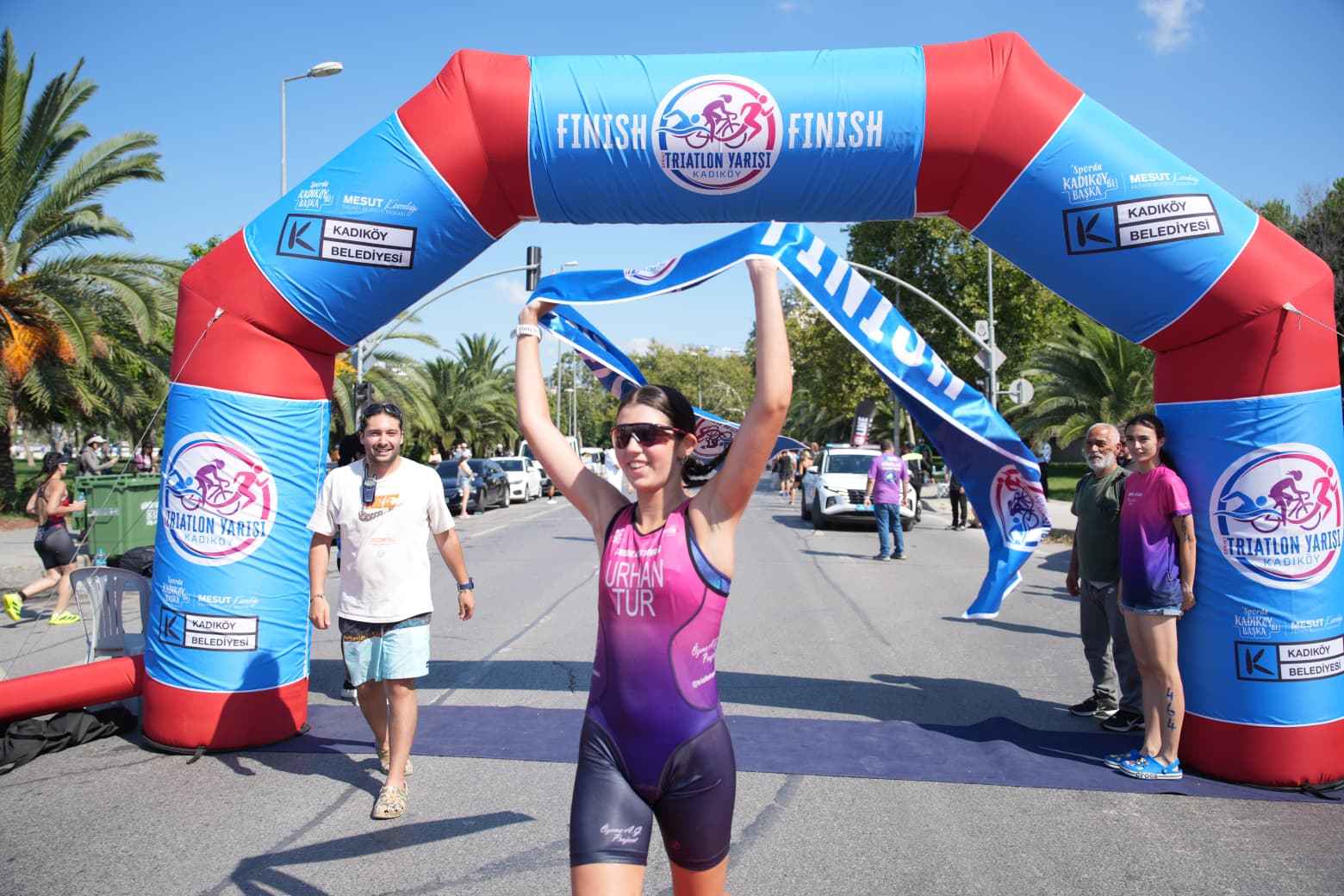 500 sporcu Kadıköy’de yarıştı